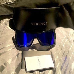 VERSACE SUNGLASSES